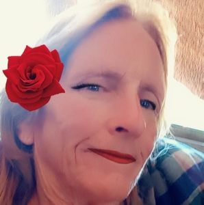 Meet your Posher, Deeann